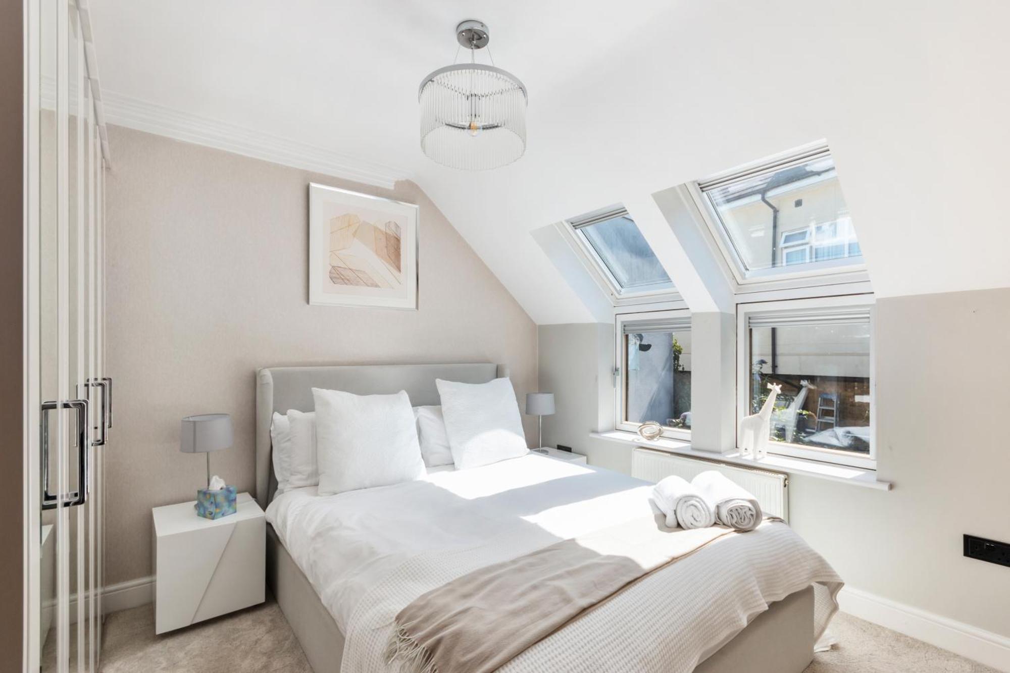 Apartamento Weybridge - 2 Bed - Parking Exterior foto